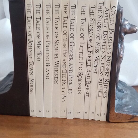 Lot of 11 Hard Cover Beatrix Potter Books - Picture 1 of 5